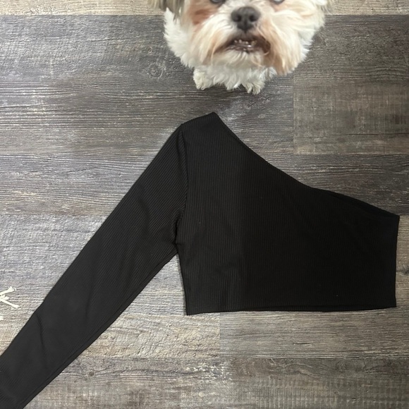 Free people one sleeve. - Picture 2 of 2